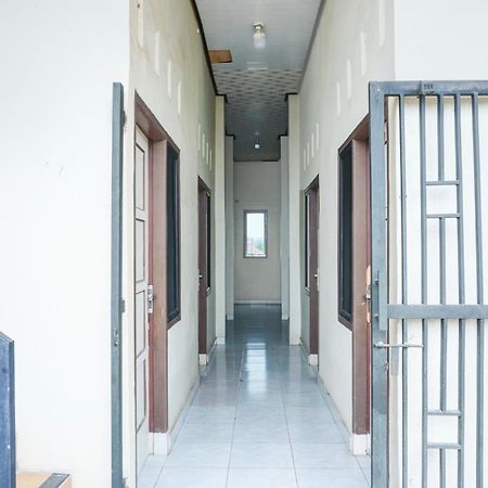 OYO 3439 Wisma Tri Handayani Syariah Bandar Lampung Bagian luar foto